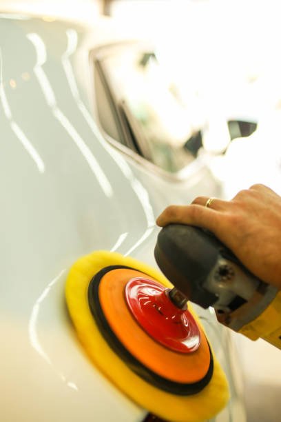 car detailed cleaning polishing process